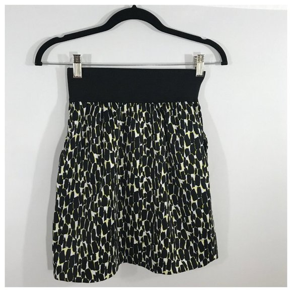 Black, White & Yellow Mini Skirt Junior Small - Picture 2 of 3